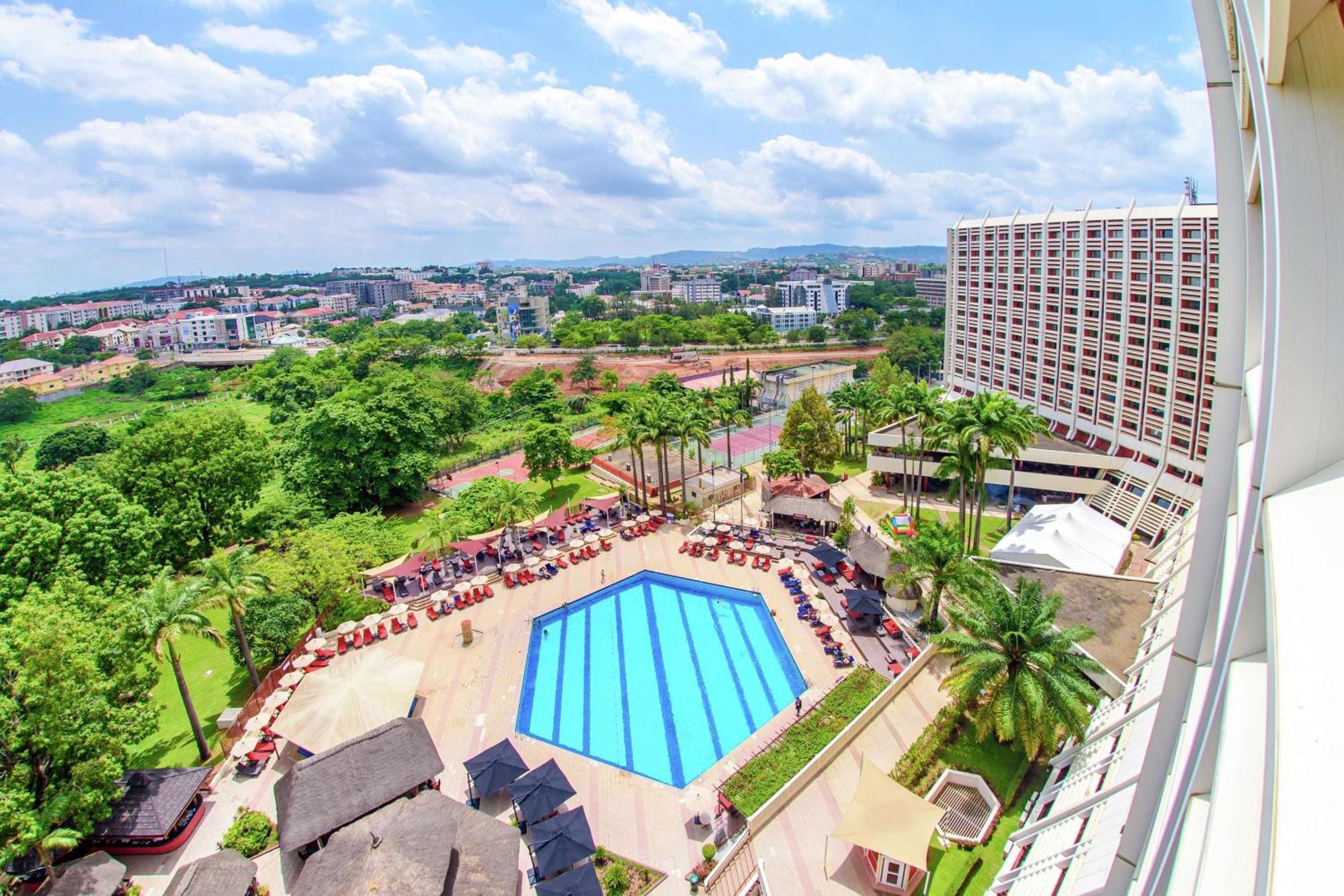 Transcorp Hilton Abuja Hotell Exteriör bild